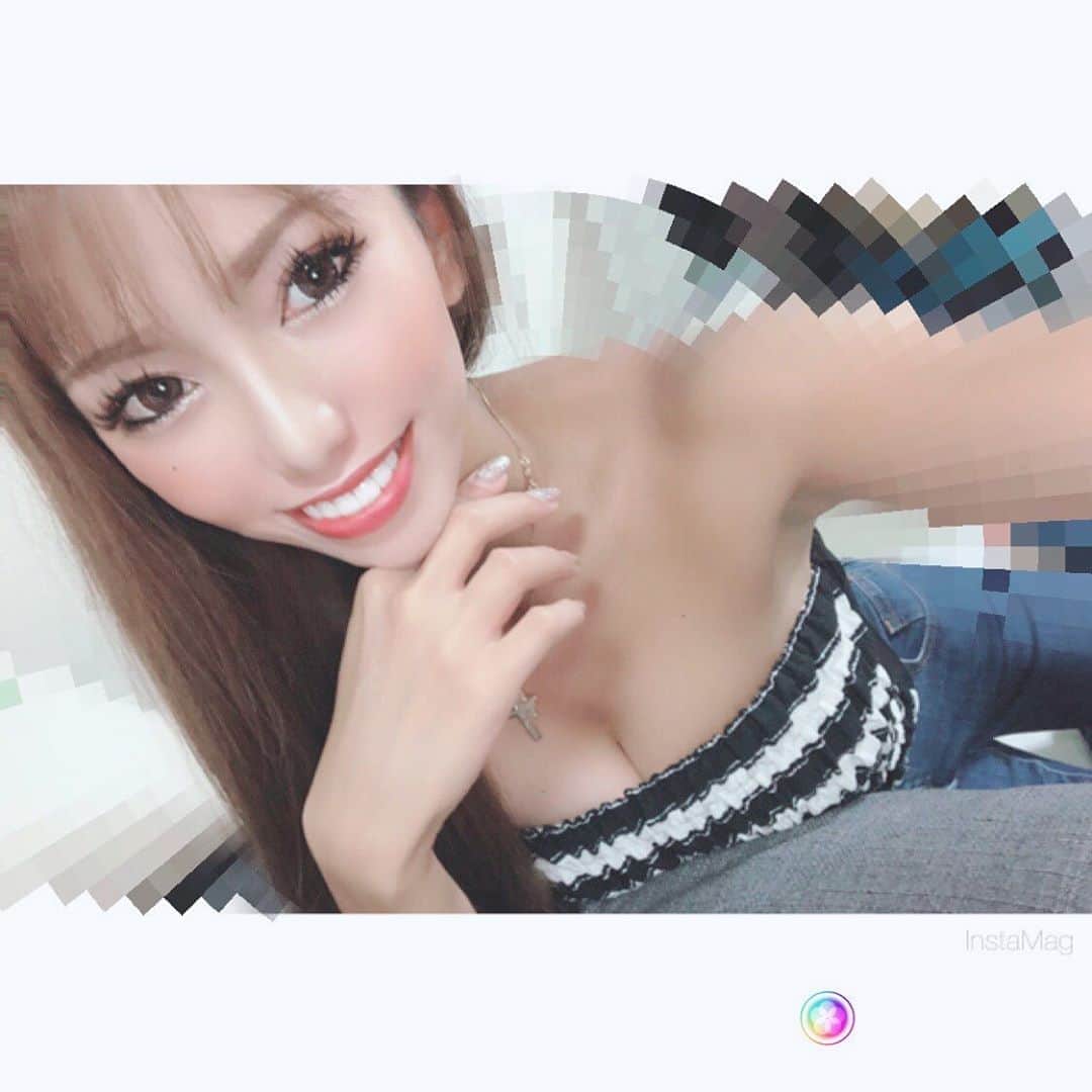 あゆかのインスタグラム：「本日おやすみ🌙 今日は雨でお休み、久々に ひきこもりした😎 お腹すいたー ごはんごはんごはんー🥩 最近いっぱい食べるけど まじで太らないし なんなら痩せたねって言われることが 増えたんだけど胃下垂なのかな？ 最近不安でめちゃ調べてるw  .  #千葉キャバクラ#千葉富士見キャバ嬢#千葉富士見町キャバ嬢#千葉富士見キャバクラ#arドレス#ジュエルズドレス#コロナに負けるな#コロナに負けるな日本#オンラインキャバクラ#ファッション好きな人と繋がりたい#ヘアメイク#お家スタイル#息してる？#followｍe4 #follow4like#followtrain」