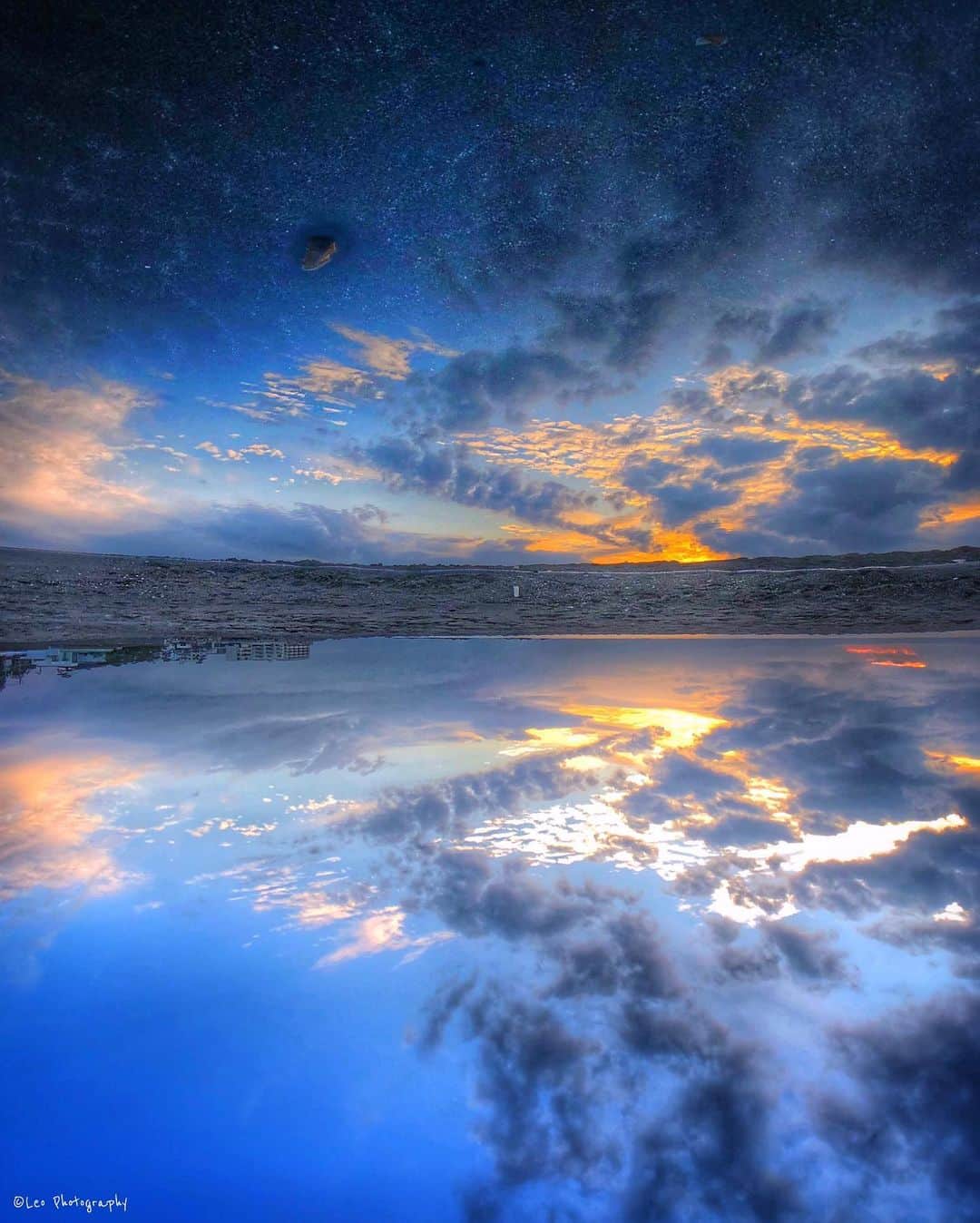 leo7000のインスタグラム：「星空が綺麗でした🌠🌌 ひっくり返すと砂地ですが…🔄🙈」
