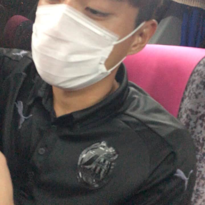 伊佐耕平のインスタグラム：「勝ちました〜!!」