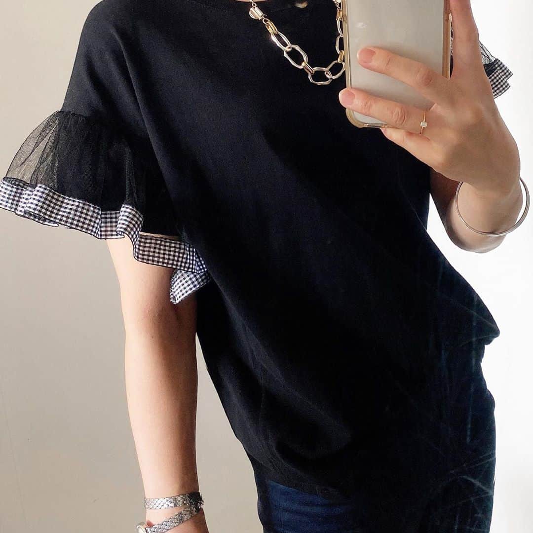 永田明華さんのインスタグラム写真 - (永田明華Instagram)「@hm のパンツが1600円で美脚効果ありで、めちゃくちゃ気に入っている💕ウエストゴムのキレイめパンツ☺️ @glamorous_garden のトップスは袖がチュールで可愛いの✨✨ tops#glamorousgarden  pants#handm  shoes#pellco bag#hermes  #accessories #seadsmara #moissanite #hermesbirkin #バーキン35」9月13日 20時59分 - asukanagata