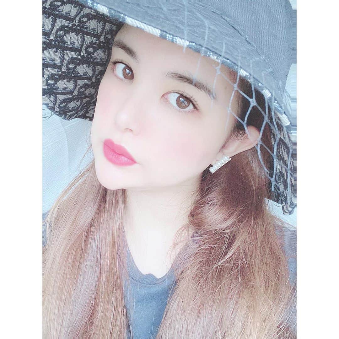津久江麻由さんのインスタグラム写真 - (津久江麻由Instagram)「. #私の家政婦ナギサさん　で 多部未華子ちゃんが着けてるのを観て しかも基本そのピアスつけてて 欲しい😫💕と思って検索したら 作ってる方がいたの〜🥺💞 これは運命！と思って DMで質問して購入しました😭💞 ゴールドのふち？みたいなのも 付いていて🥺✌🏻💞 .  . 家政婦ナギサさんの多部未華子ちゃんの ファッション、参考になる☺️💞 . あ〜買えて良かった〜😭😭😭 . . . #tasaki #イヤカフ #イヤーカフ #ピアス #イヤリング　#多部未華子 #アクセサリー #ピアス女子 #毎日コーデ #お気に入りコスメ #コスメ大好き #メイク好き #デパコス #コスメ紹介 #今日のメイク  #今日のコスメ #プチプラコスメ #メイク好きさんと繋がりたい #コスメ好きさんと繋がりたい #おすすめコスメ #コスメ購入品 #コスメ好き #メイク好き #今日のコーデ #今日のコーディネート #本日のコーデ  #ラフコーデ  #ネックレス」9月13日 20時53分 - mayu_tsukue