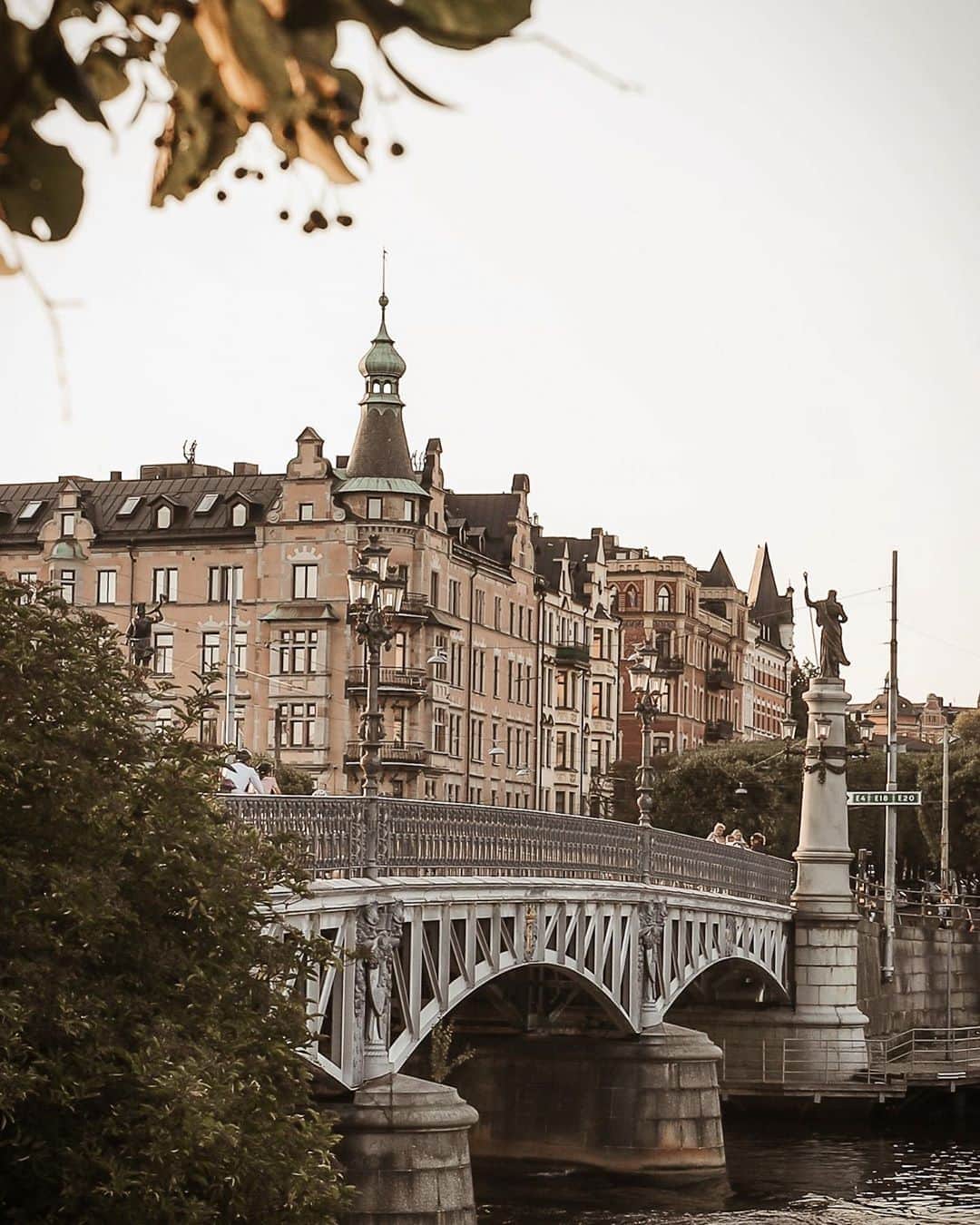 Anna Nyströmのインスタグラム：「Stockholm 🍂」