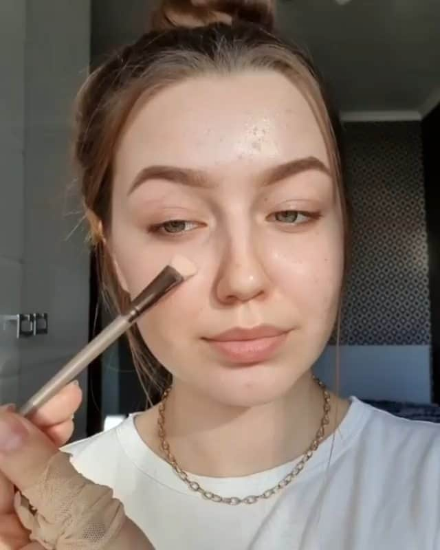 Makeup Clipsのインスタグラム：「Yay or Nay?  Follow @makeup_clips for daily amazing makeup tutorials.💄  Credit: @i.an.ya.i」