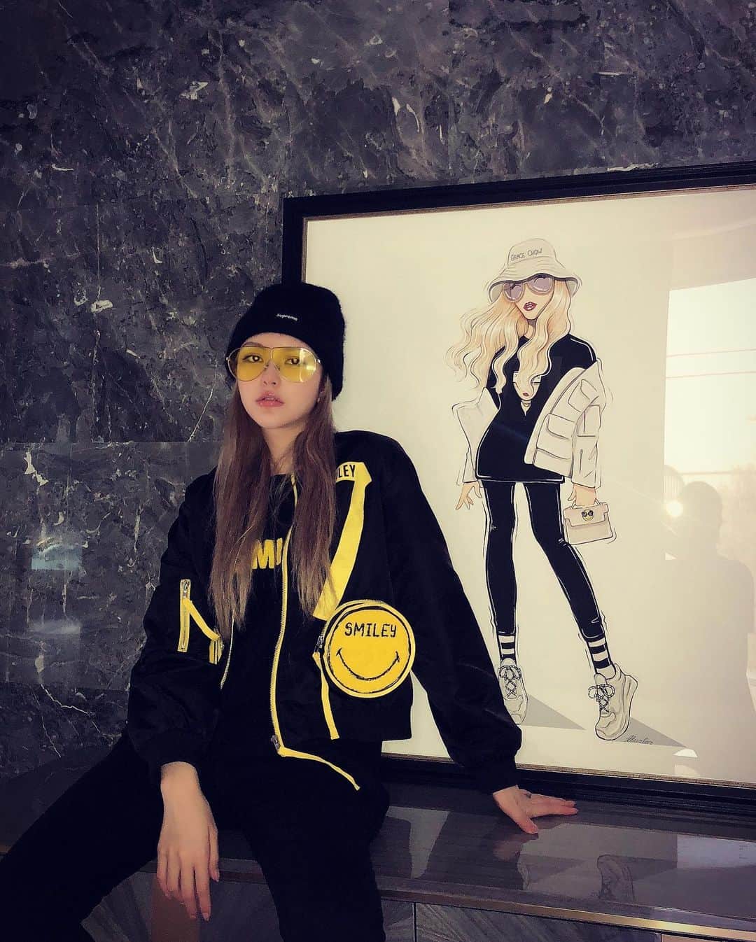 Grace Chowさんのインスタグラム写真 - (Grace ChowInstagram)「Just received this fantastic illustration by @aaronfavaloro , such a great birthday gift! Thank you for making me look cute and chic 🙆🏼‍♀️」9月13日 21時36分 - gracechowwwww
