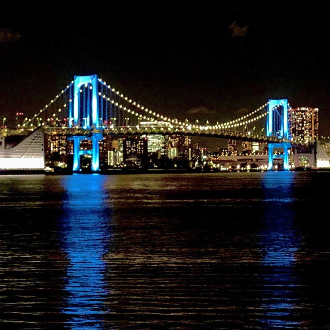 km観光タクシーさんのインスタグラム写真 - (km観光タクシーInstagram)「Rainbow Bridge   #tokyodrive #tokyotrip #tokyotour #tokyosightseeing #tokyolife #tokyonow #tokyotravel #thingstodointokyo #mytokyois #thingstodoinjapan  #tokyotourism #観光タクシー #kmタクシー  #東京観光タクシー #kmtaxi #tokyotokyo #20cheersfortokyo」9月13日 21時45分 - tokyodrive.jp