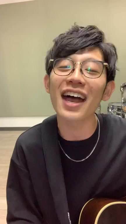 川崎鷹也のインスタグラム