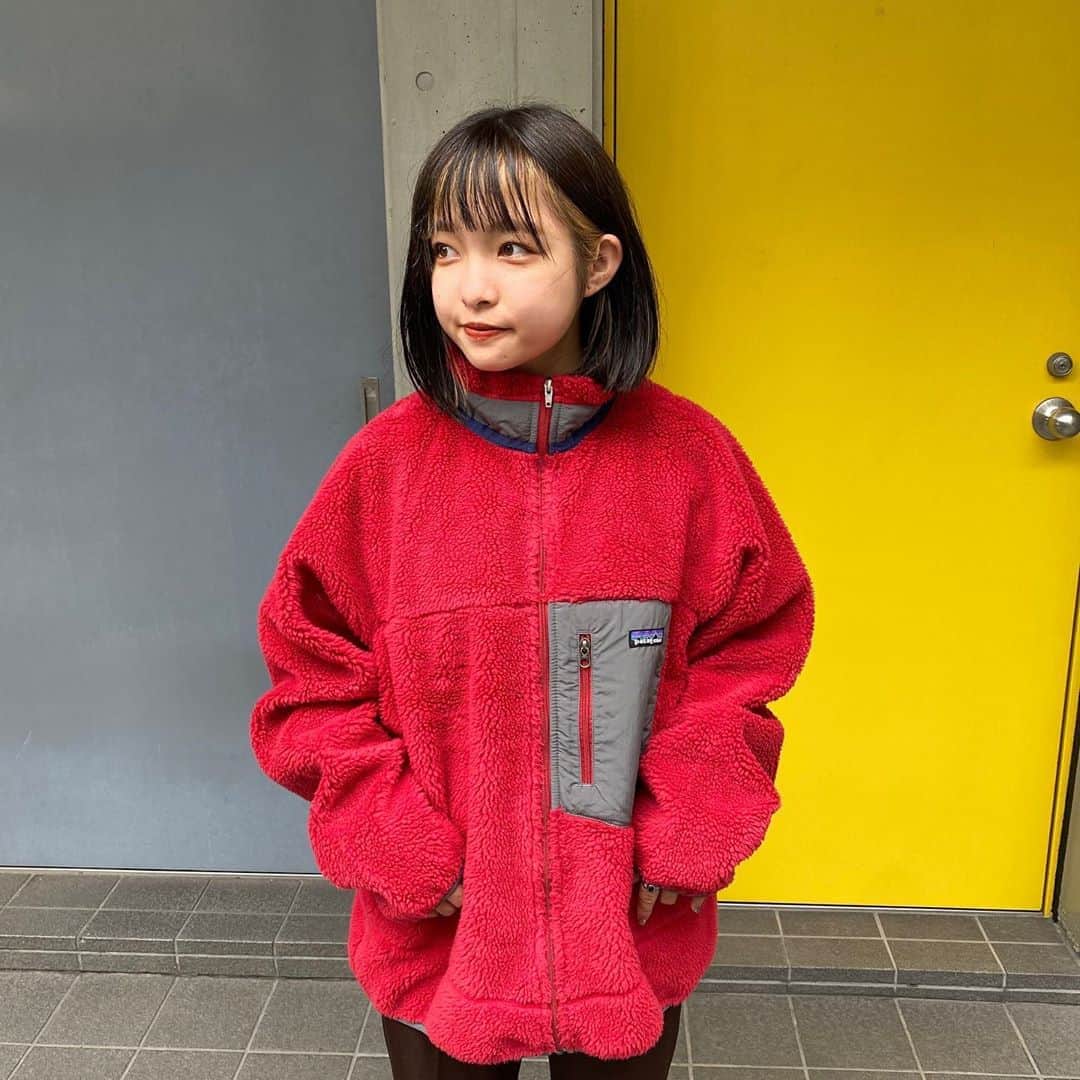 原宿シカゴさんのインスタグラム写真 - (原宿シカゴInstagram)「. . . 原宿シカゴ神宮前店﻿ #ccg_jin﻿ 【Today's Pick Up Code】﻿ ﻿ THE NORTH FACE  fleece jacket ¥4,900〜  Patagonia fleece jacket ¥18,000  只今神宮前店は2階フロアにてアウトドア🛶アイテム大量入荷中です🍁 人気のノースフェイス等のブランドアイテム多数取り揃えております✨  今回はこれからの時期着たいフリースのご紹介です🐿 男性は勿論女性もオーバーサイズで来ていただいても可愛いです❤️ 是非この機会にお買い求め下さいませ🤎  ﻿﻿ ※﻿Priceはすべて税抜き価格になっております。﻿ 商品についてのご質問等は店頭スタッフにご気軽にお声掛け下さいませ。﻿ ﻿ ﻿ #原宿#原宿シカゴ#古着　 #古着屋巡り  #レトロコーデ #フリース  #デナリ #デナリジャケット  #古着女子#古着男子#フルジョ #fashionsnap #原宿古着﻿ #古着コーデ  #フリースコーデ #ノースフェイス #パタゴニア #パタゴニアコーデ #ノースフェイスコーデ  #アウトドアファッション #アウトドアコーデ  #harajuku#streetfashion ﻿#ootd #instagood  #tokyofashion #韓国ファッション  #좋아요 #팔로우백」9月13日 13時04分 - harajukuchicago_official