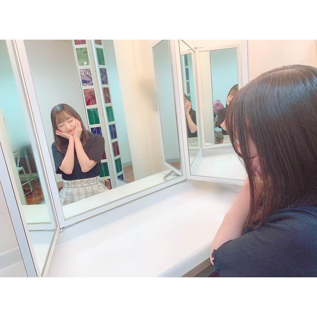 石田みなみさんのインスタグラム写真 - (石田みなみInstagram)「みなみがいっぱい🐈🌈﻿ ﻿ オンラインお話し会ありがとうございました😊﻿ ﻿ #STU48 #charmingtrip #idol #アイドル﻿ #Stucharmingtrip #石田みなみ　 #サステナブル #オンライン #お話し会﻿ #トップス #lowrysfarm  #スカート #ギンガムチェック  #majesticlegon #maje #マジェ #5th #シングル #思い出せる恋をしよう #6th #カップリング #ユニット #選抜﻿ #みなみをユニット選抜につれてって﻿ #石田みなみを瀬戸内の広報へ﻿」9月13日 13時09分 - ishida.minami_373