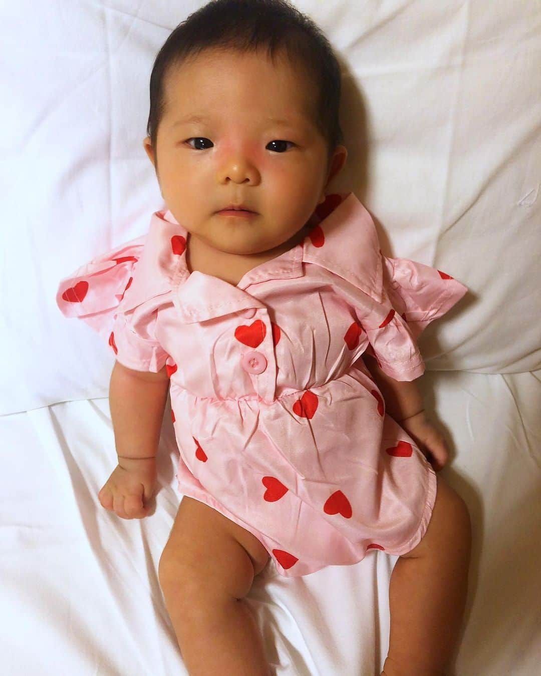 miniさんのインスタグラム写真 - (miniInstagram)「😍💓❤️ Heart Sunglasses & Heart Rompers♡  @babelbreak  #babyariel #baby #babyootd #babelbreak #ベビー #ベビー服 #生後2ヶ月」9月13日 13時20分 - mini.stagram