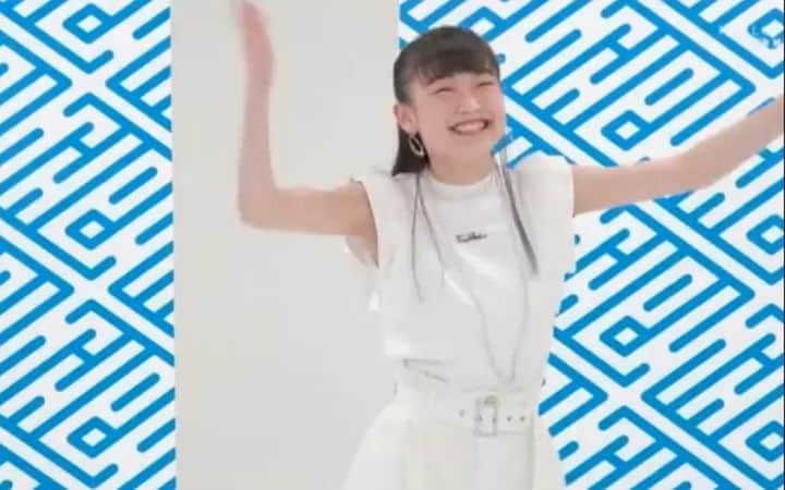 モーニング娘。'20のインスタグラム：「- . パンダキッス🐼 . . #山﨑愛生 . .」