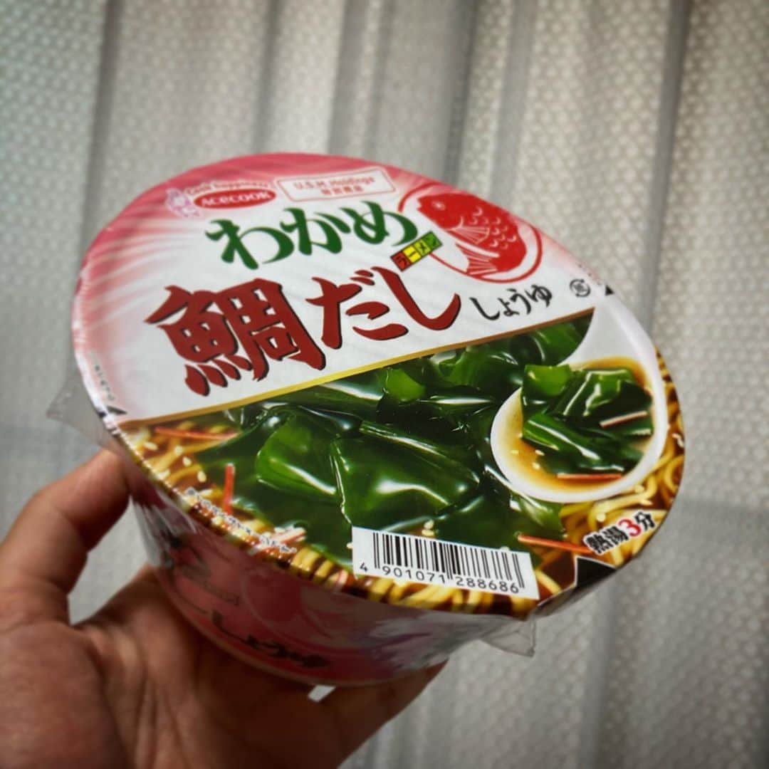 田井弘子さんのインスタグラム写真 - (田井弘子Instagram)「#鯛 な商品には、やはり敏感です☆  #カップ麺」9月13日 14時26分 - hirokotai