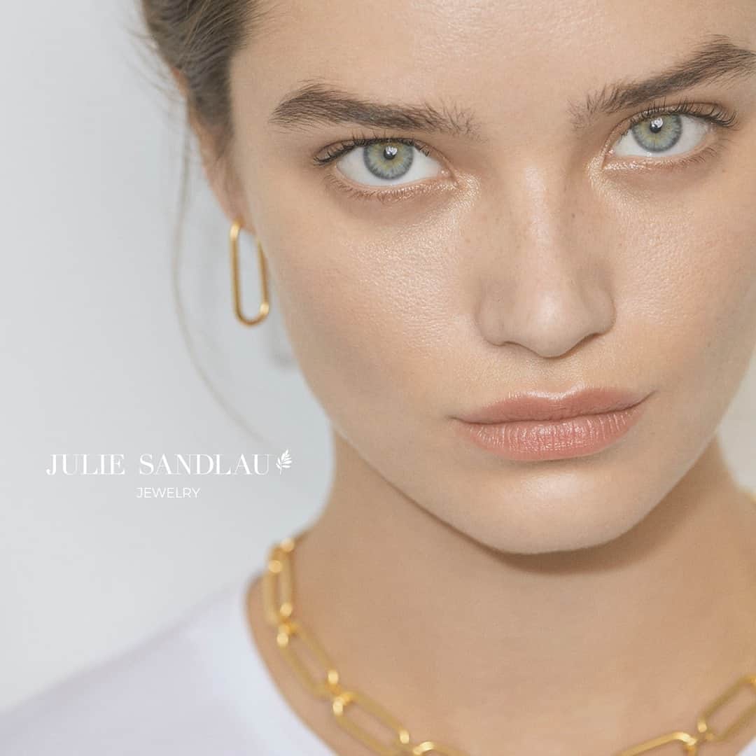 ジュリーサンドラゥさんのインスタグラム写真 - (ジュリーサンドラゥInstagram)「We hearty present the 2020 AW collection: ⠀⠀⠀⠀⠀⠀⠀⠀⠀ The Link Collection! ⠀⠀⠀⠀⠀⠀⠀⠀⠀ .⠀⠀⠀⠀⠀⠀⠀⠀⠀ See the full collection at www.juliesandlau.com⠀⠀⠀⠀⠀⠀⠀⠀⠀ .⠀⠀⠀⠀⠀⠀⠀⠀⠀ .⠀⠀⠀⠀⠀⠀⠀⠀⠀ .⠀⠀⠀⠀⠀⠀⠀⠀⠀ #juliesandlau #juliesandlaujewelry #jewelry」9月13日 15時00分 - juliesandlau