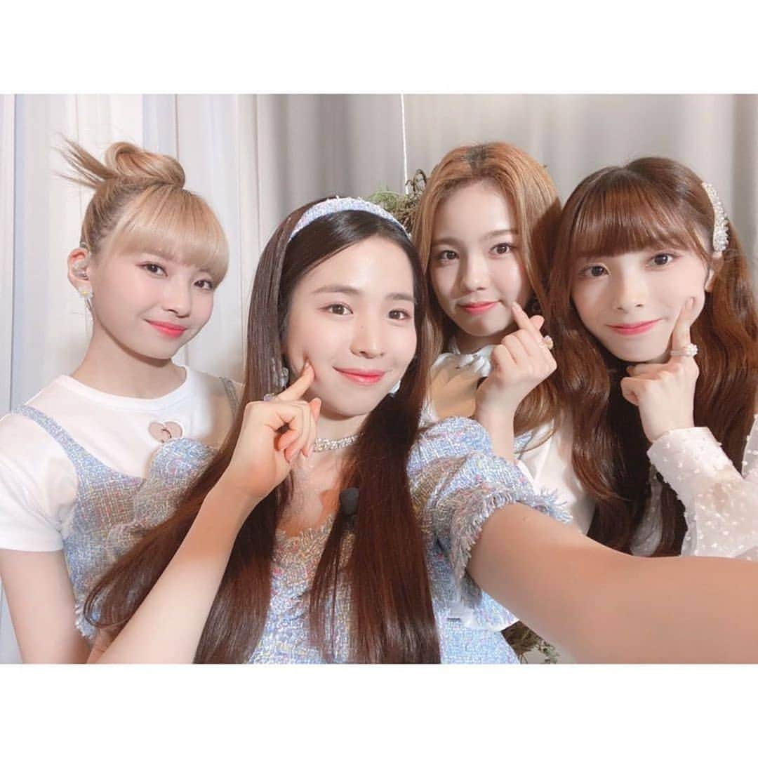 マユカ（小合麻由佳）のインスタグラム：「NiziU IG Update of Mayuka 💛  皆さんこんにちは！ NiziUのMAYUKAです🐱🌈  THE MUSIC DAY 見て頂けましたか？  人生初の歌番組ということで本当に緊張しましたが新しい経験だらけでとても楽しかったです！  これからももっともっと頑張ります💪⭐️ ありがとうございました😆  ----------------------------  여러분 안녕하세요! NiziU의 MAYUKA입니다!  THE MUSIC DAY 잘 보셨나요~?  인생 첫 음악 방송이어서 많이 긴장을 했지만 새로운 경험이 많아서 정말 즐거웠어요!  앞으로도 더 열심히 하겠습니다!💪⭐ 감사합니다😆  #NiziU #WithU #MAYUKA #THEMUSICDAY #🐱🌈」