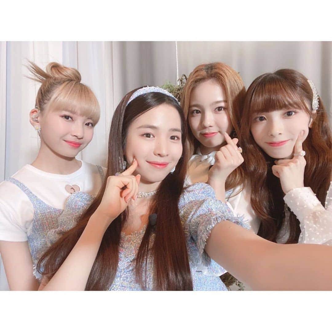 のインスタグラム：「Mayuka posted on @niziu_artist_official 🌈 with NiziU ❤️  - - Follow @_MayaKatsumura for more content - - #MAYA  #MAYAKATSUMURA #NiziU #NiziUMaya #JYP #MakeYouHappy」