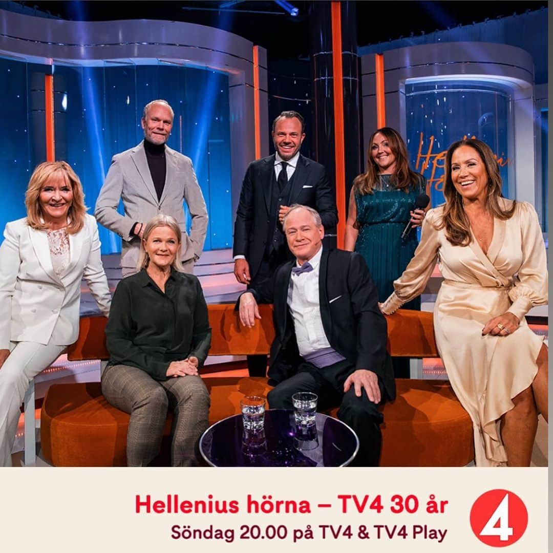 デイビット・ヘレニアスさんのインスタグラム写真 - (デイビット・ヘレニアスInstagram)「IKVÄLL ska vi fira TV4 30 år i Hörnan! Det blir många fina och roliga tillbakablickar! Hoppas ni tittar! Välkomna! @helleniushorna @tv4 🎈🍾🎩」9月13日 15時53分 - davidhellenius