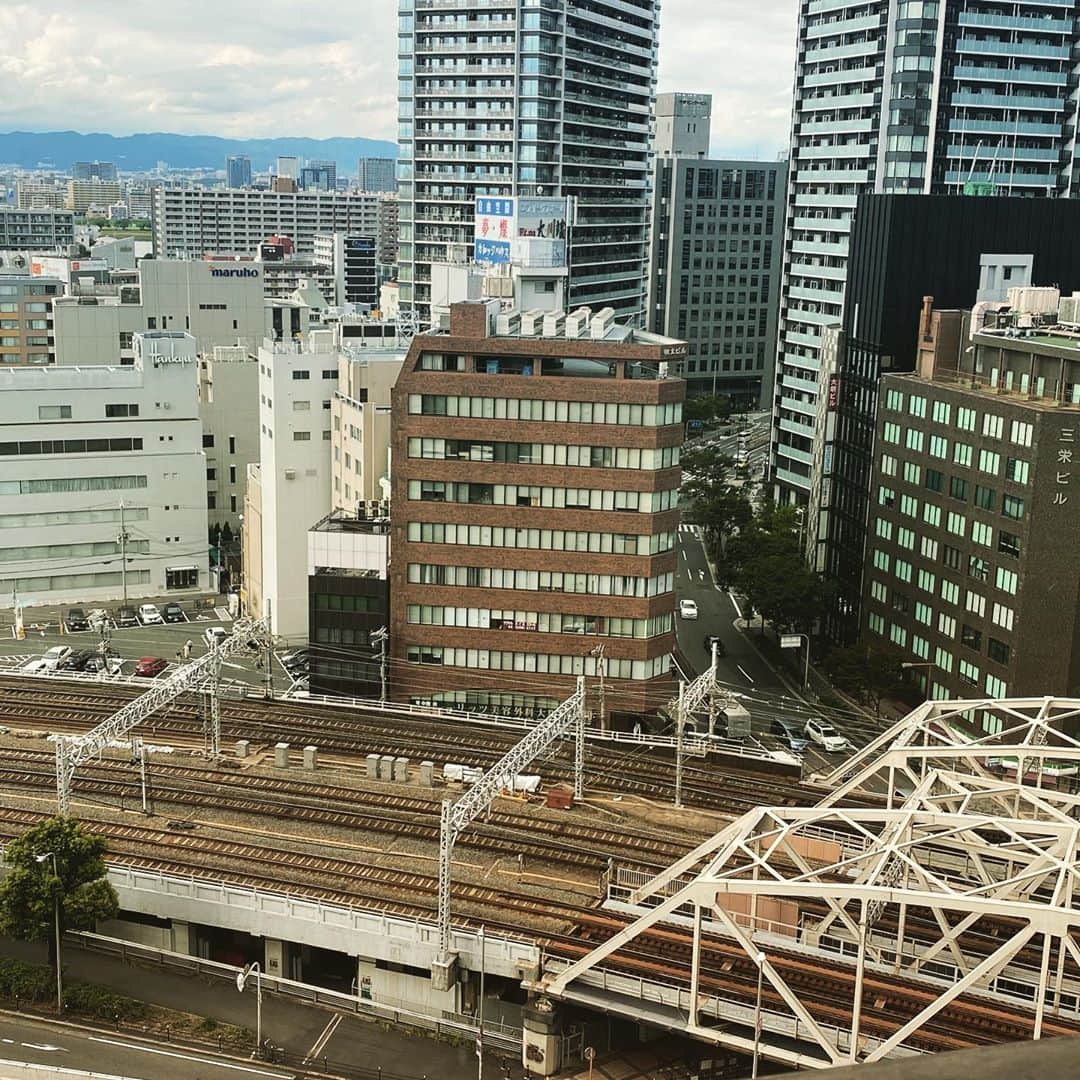ケチャップ河合のインスタグラム：「病院からの景色 #腰椎椎間板ヘルニア  #手術2日後」