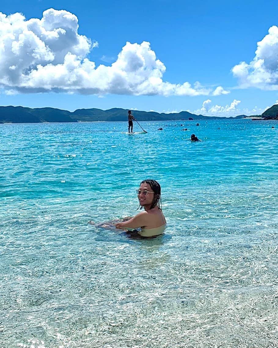 ZEN-LA-ROCKのインスタグラム：「100年に1度の夏🌴 素素素素素ーーーーぅぅぅぅぅぅぅ晴らしい島でしたっっっ🥺 感&動。。。 . . . #みんなの夏 #座間味島 #古座間味ビーチ #zenlarock #世の中知らないことばかり」