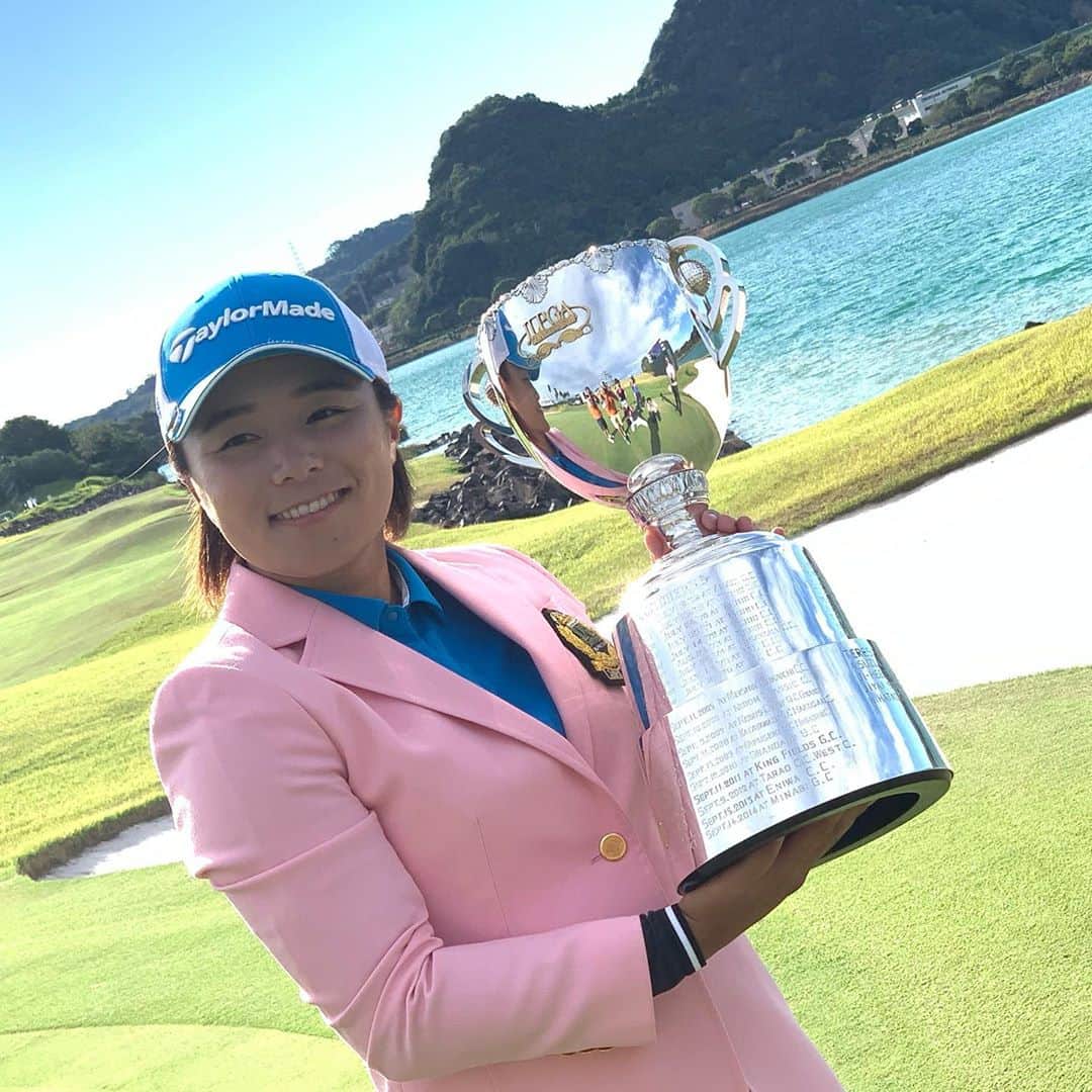 のインスタグラム：「今シーズン国内メジャー初戦  #日本女子プロゴルフ選手権  優勝は#永峰咲希 選手‼️ 逆転優勝でツアー2勝目 国内メジャー初制覇🏆 Congratulation👏🎉」