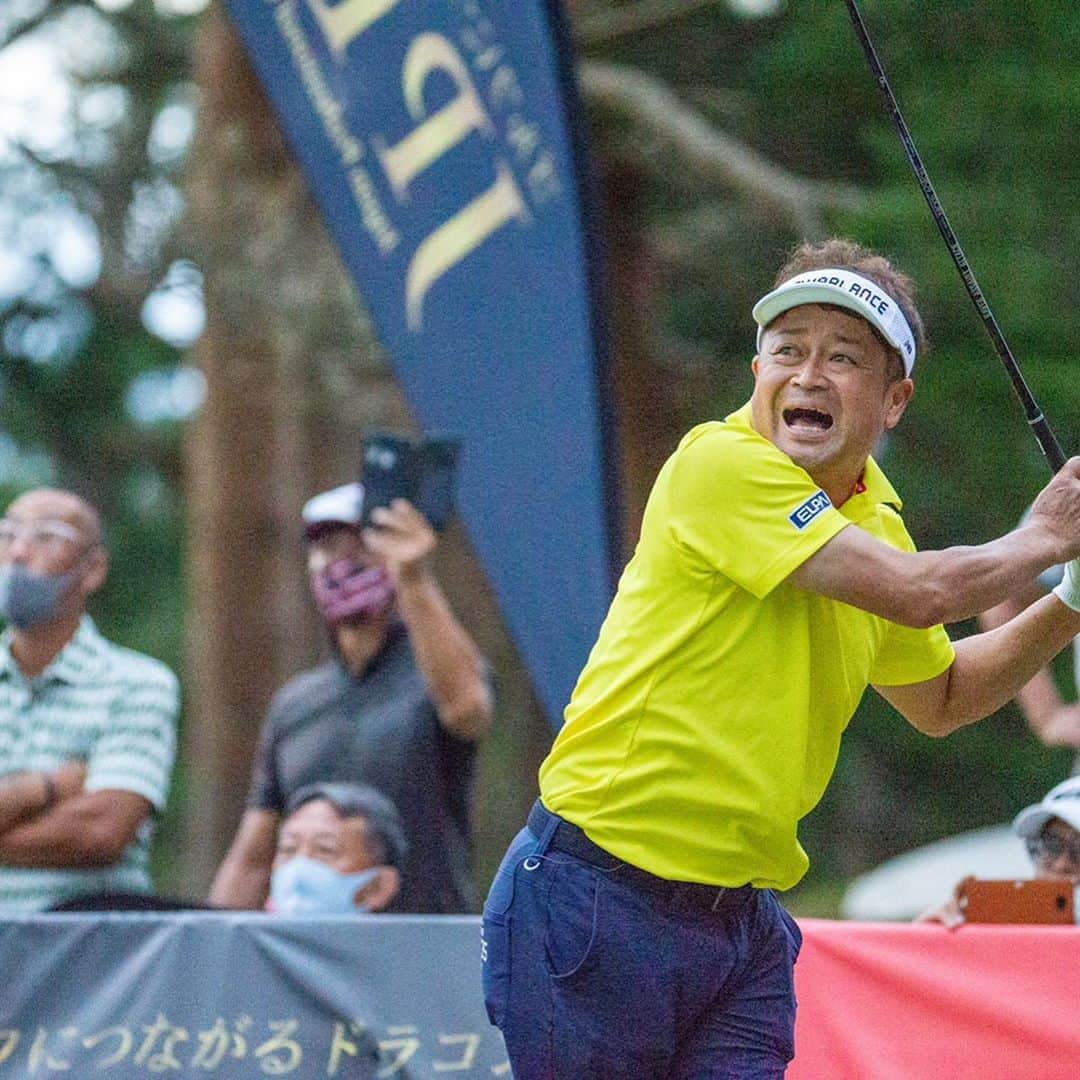 横田真一さんのインスタグラム写真 - (横田真一Instagram)「ドライバーは折れちまったけど楽しかったぜ☺️ワイルドだろ〜〜😂 もう一発フェアウェイ入ってれば〜〜😭 YouTubeチャンネル名は #横田真一チャンネル　 #検証シリーズ#トラックマン#ゴルフマニア#ゴルフ上達#ツアープロ#技#スウィング#レッスン #グルメ#男子ゴルフ#男子ツアー#プロ#pga#ゴルフ女子#ゴルフレッスン#横田真一#アプローチ#スイング#レッスンプロ#ゴルフ」9月13日 17時08分 - yokoshingolf