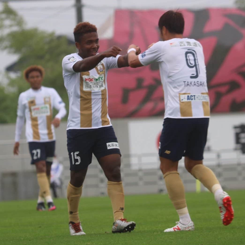 ＦＣ岐阜さんのインスタグラム写真 - (ＦＣ岐阜Instagram)「【ＦＣ岐阜vsヴァンラーレ八戸】 ⚽️3-0 #fcgifu #ＦＣ岐阜 #町田ブライト #高崎寛之」9月13日 17時18分 - fcgifu