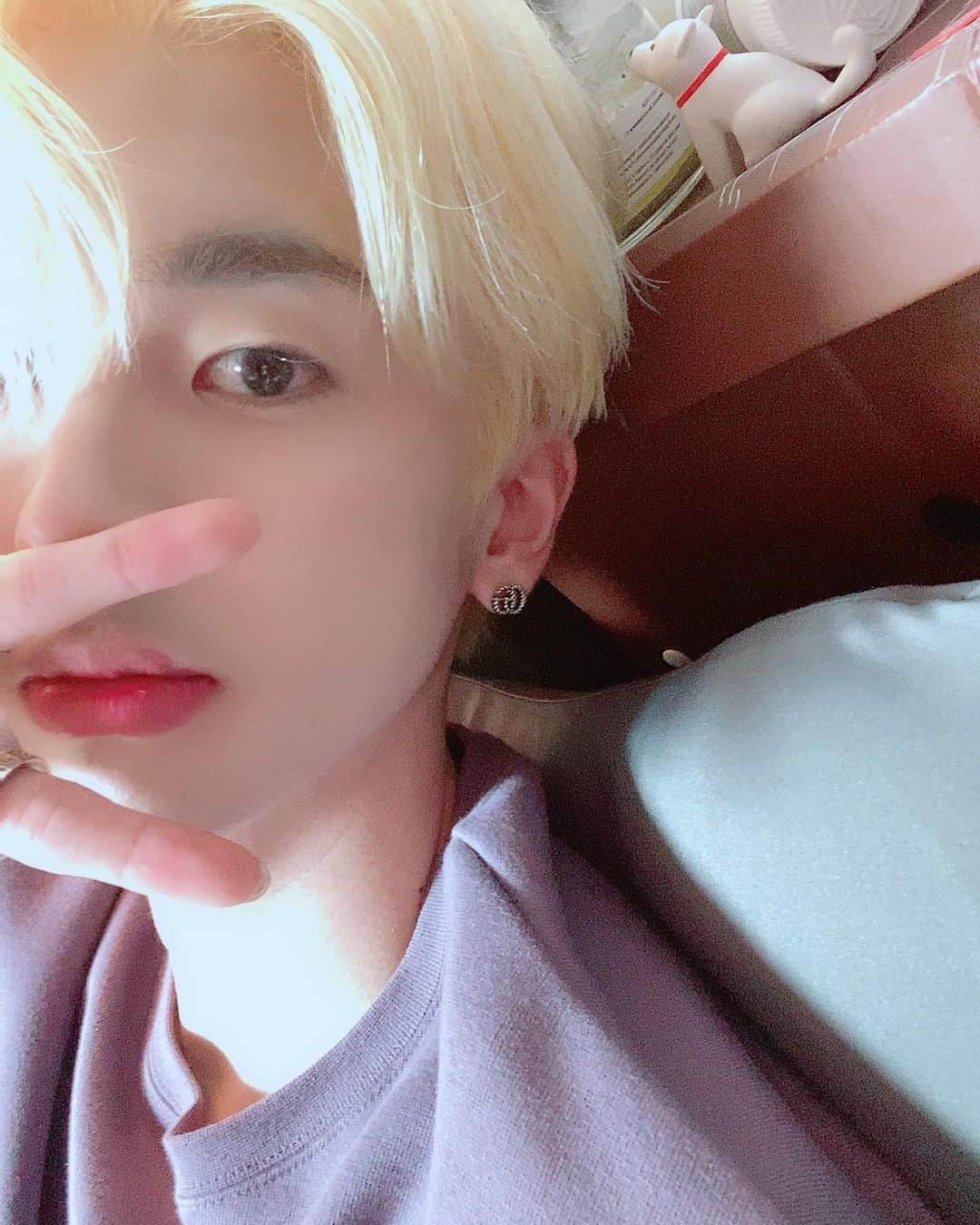 UP10TIONさんのインスタグラム写真 - (UP10TIONInstagram)「💛 #샤오 #xiao」9月13日 17時27分 - u10t_official