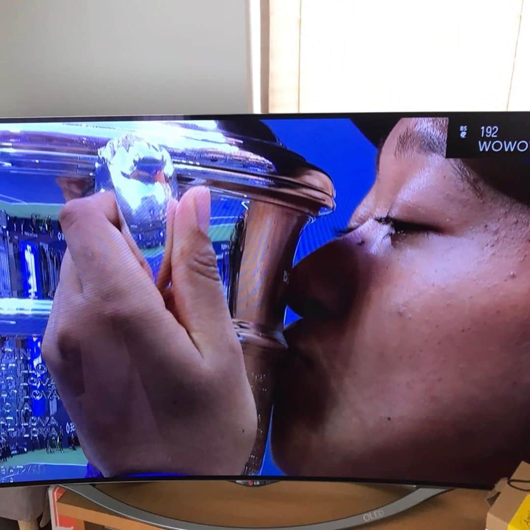 伊達公子さんのインスタグラム写真 - (伊達公子Instagram)「US OPEN 2020女子決勝 優勝🏆は大坂なおみ選手💪 おめでとう🍾🍾🍾 #伊達公子 #kimikodate #テニス #テニスプレイヤー #テニスプレーヤー #tennis #tennisplayer #instatennis #usopen #usopen2020 #全米オープンテニス #全米オープンテニス2020 #wowow #wowowtennis #wowowテニス #wowowテニスアンバサダー #解説 #女子決勝 #大会13日目 #優勝 #グランドスラム #grandslamchampion #grandslam #グランドスラムチャンピオン #grandslamtitles #チャンピオン #おめでとう #強い #あと1日 #早起き」9月13日 17時54分 - kimiko.date