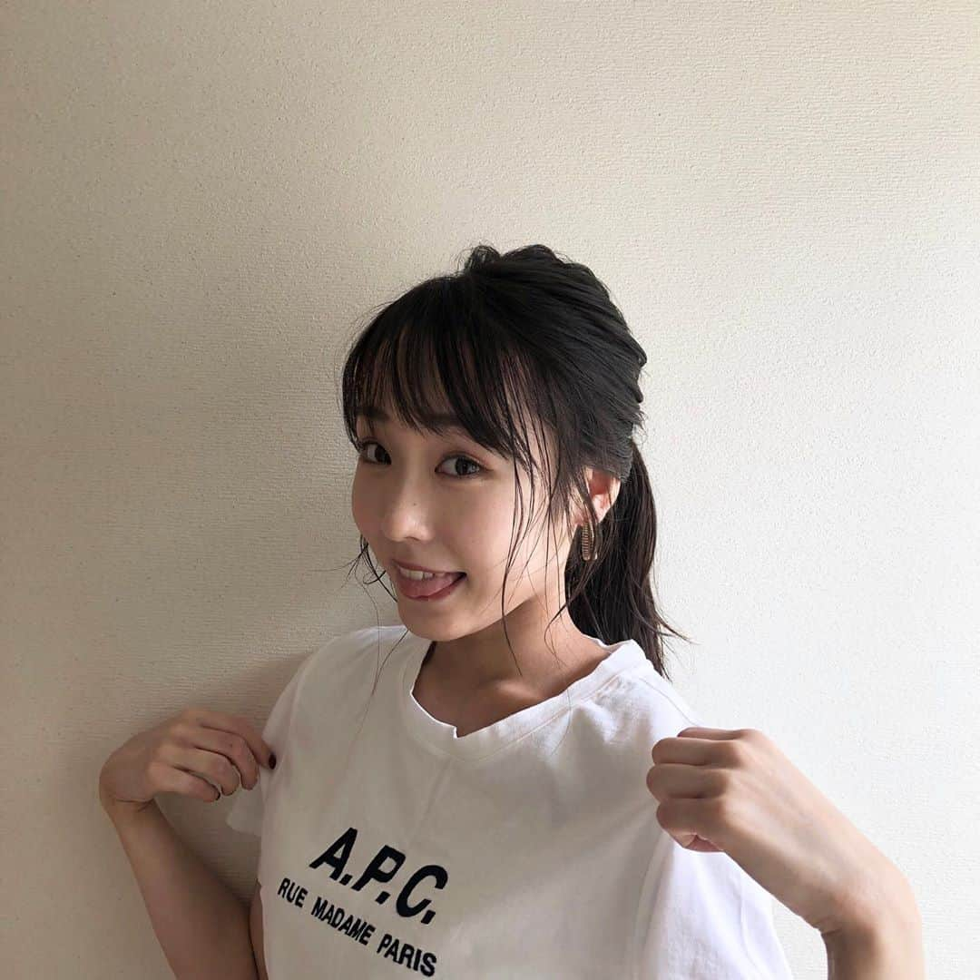 田中美有さんのインスタグラム写真 - (田中美有Instagram)「こんばんは🌙.*·̩͙  今日はポニーテール！！！ 昨日ストーリーで投票をしたら、圧倒的人気でした🤔💭  そして、このTシャツ凄くお気に入りなんです✌🏻🤍🤍  #ミスコン2020 #ミスキャンパス関西学院  #mckg2020  #今日のヘアスタイル #ポニーテール #今日のコーデ #tシャツコーデ #apc」9月13日 18時07分 - miyutanaka_06