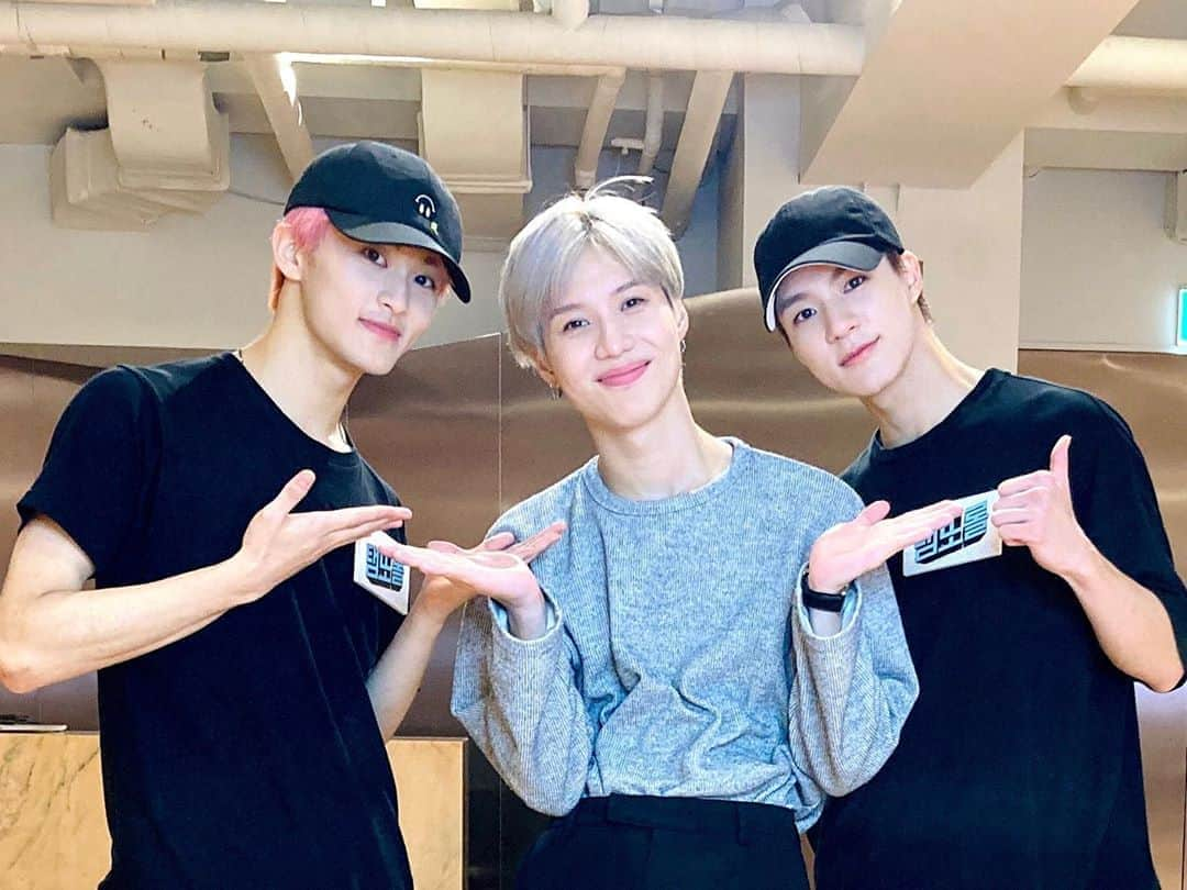 SHINeeさんのインスタグラム写真 - (SHINeeInstagram)「TAEMIN 'Criminal' dance tutorial with 탬또롤 MARK & JENO 🐯🧀👑  Coming up next week...💫  #태민 #TAEMIN @lm_____ltm #샤이니 #SHINee #MARK #JENO #NCT  @nct #탬또롤 #NeverGonnaDanceAgain #Act1 #Criminal」9月13日 18時41分 - shinee