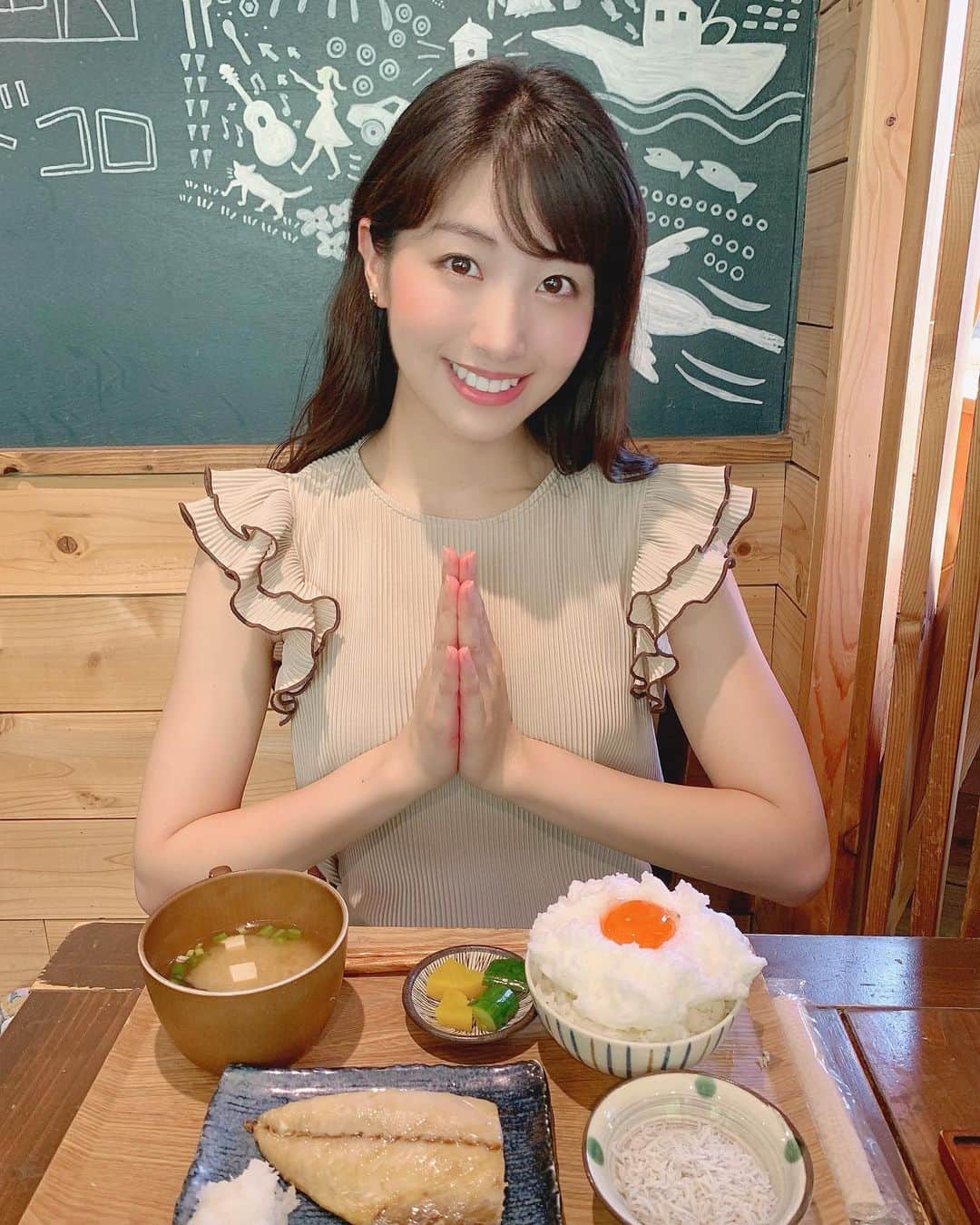 関根ささらのグルメインスタ