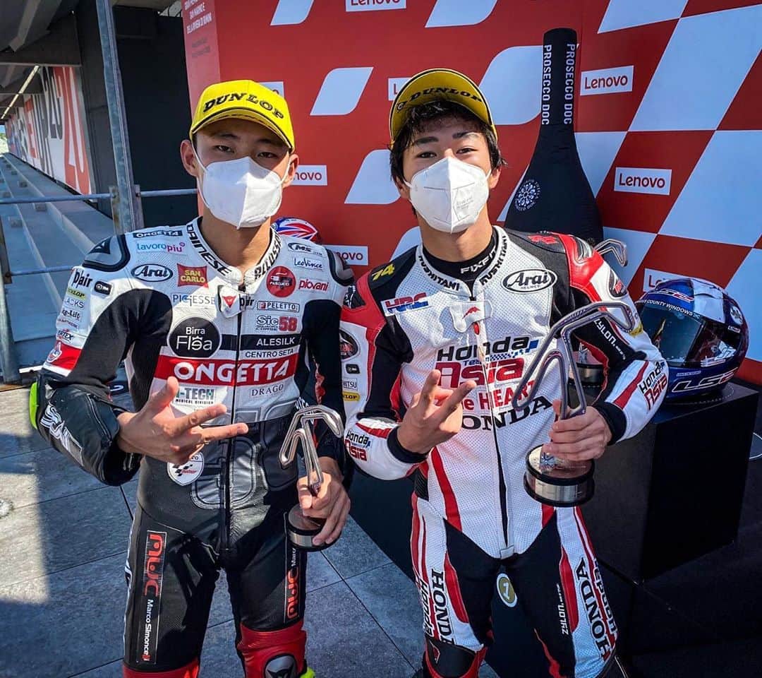 MotoGPさんのインスタグラム写真 - (MotoGPInstagram)「With @aiogura79 in 🥈 and @tatsuki_suzuki_24 in 🥉 this is the first time that two Japanese 🇯🇵 riders are on the podium since 2001! 💪 #SanMarinoGP 🇸🇲 #MotoGP #Moto3」9月13日 19時05分 - motogp