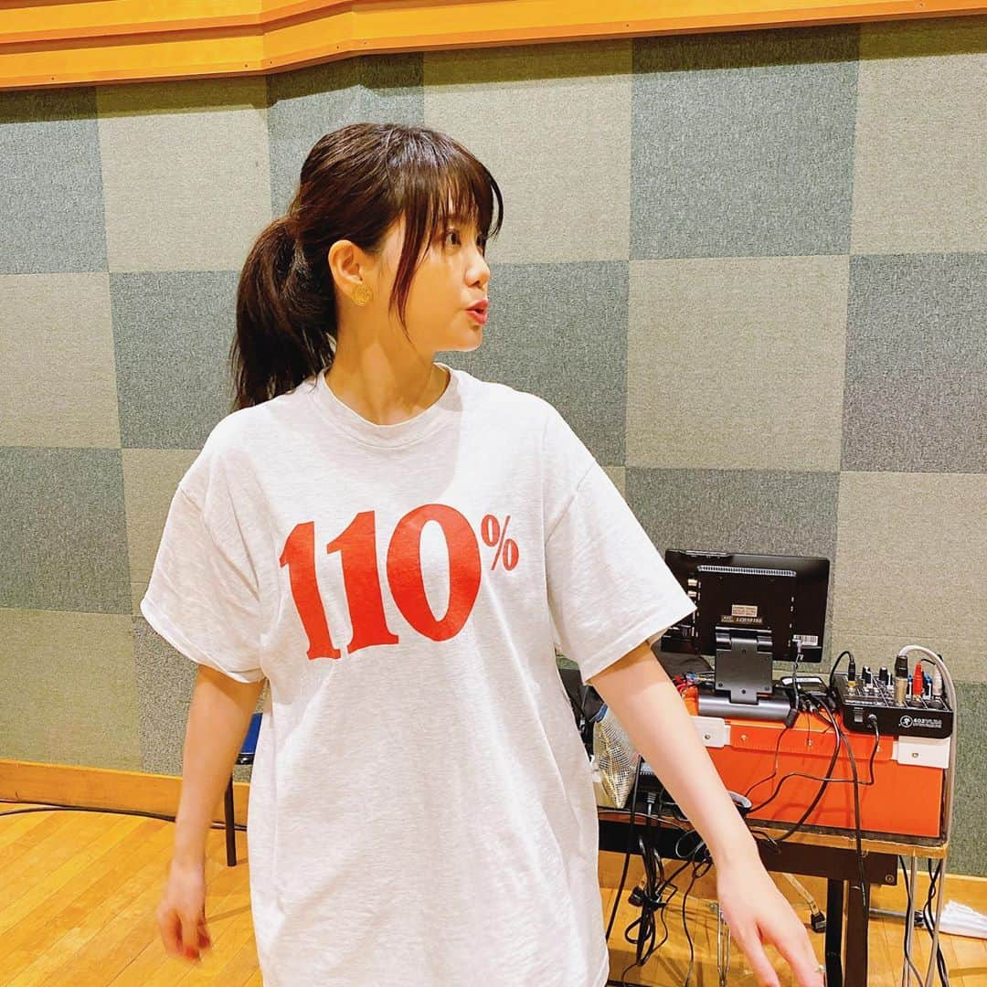 吉岡聖恵さんのインスタグラム写真 - (吉岡聖恵Instagram)「リハーサル日‼️ この間ゲットした古着のＴシャツとイヤリング🍃 やる気110%で、デジタルフェスに臨むよーーーっ✨✨✨  数々のＴＶ歌唱も、観てくれたあなた👀 ありがとうございます😊  #やる気110%」9月13日 19時14分 - kiyoe_yoshioka_official