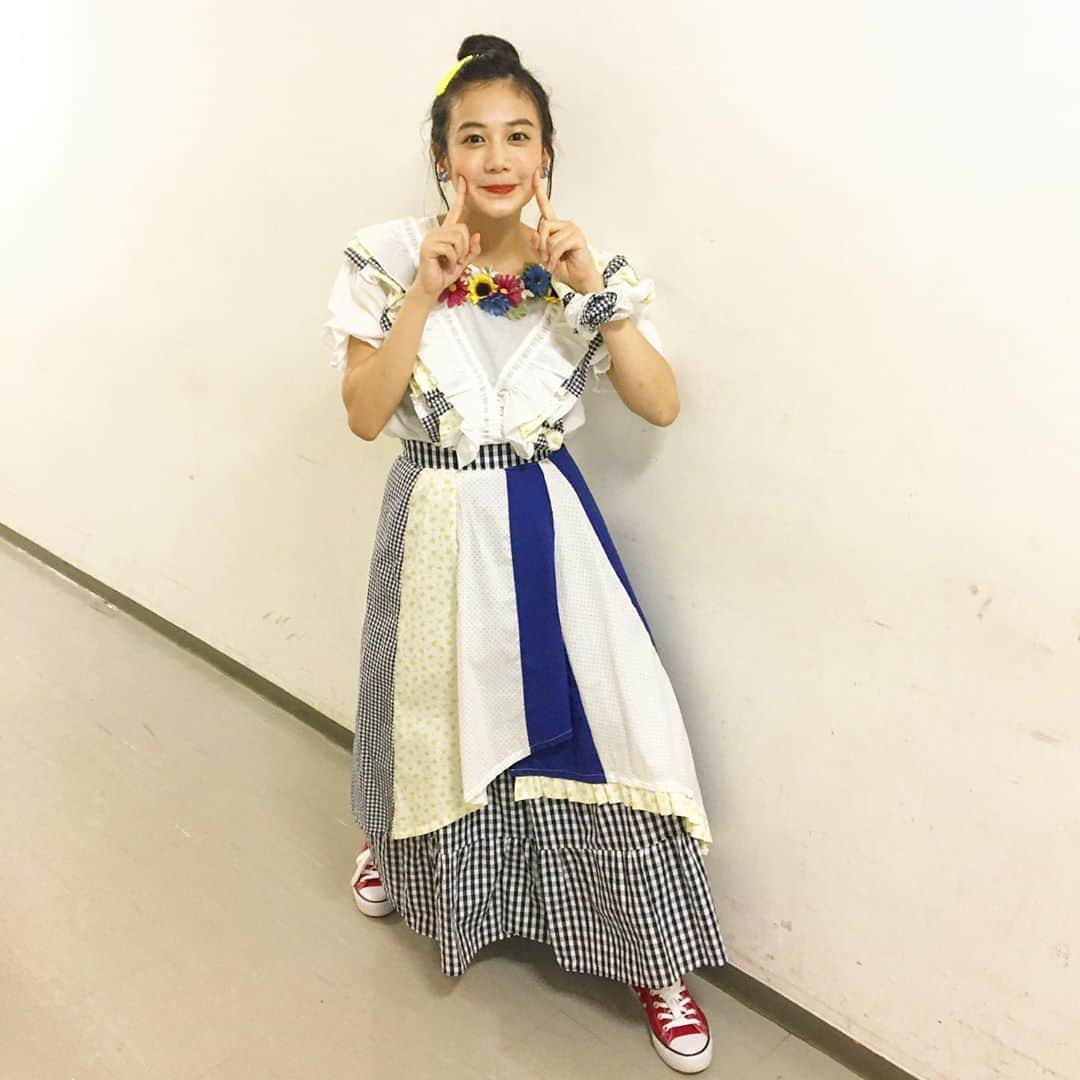 千眼美子さんのインスタグラム写真 - (千眼美子Instagram)「・ きのー言ってた音楽祭ブログ更新しました！！！読んでねん。✏️ これはバナナの時の衣装〜👘🍌！ かわいいお洋服〜サンドウォッチ持ってそうでしょ〜🥪😎🌸 ‼️あと‼️このあと20:00〜 ラジオ大阪「千眼美子の飛んでけ！SOUND WAVE」です📻‼️ なんと今回の放送はバナナスペシャルでお送りします🍌🍌🍌🍌🍌 #千眼美子 #リトルアンツ #バナナ #大川隆法originalsongs #大川隆法 #大川咲也加 #ゴールデンエイジ音楽祭 #田中宏明 #長谷川奈央 #千眼美子 #竹内久顕 #リトルアンツ #TOKMA #篠原紗英 #古賀晃人 #恍多 #市原綾真  #洋服  #衣装」9月13日 19時23分 - yoshiko_sengen