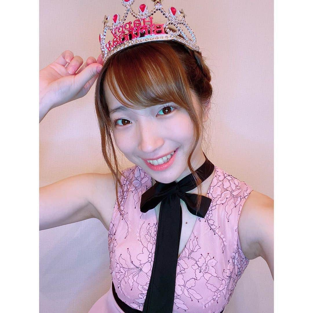 有明ゆなさんのインスタグラム写真 - (有明ゆなInstagram)「誕生日の日にドレッシーな服で ティアラつけてお祝いしてもらった💓 . . . . #ありあけゆな #誕生日 #たんじょうび #ティアラ #pococha #pocochaライバー」9月13日 19時56分 - ariake_yuna