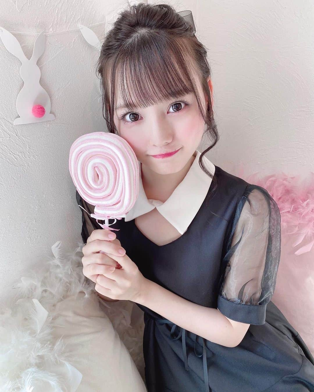 齊藤なぎささんのインスタグラム写真 - (齊藤なぎさInstagram)「🍭🍫﻿ ﻿ ﻿ ﻿ ﻿ 3周年の前に、 いまりさん @imari_style に魔法をかけてもらいました…♡♡﻿ ﻿ ﻿ ﻿ #フレンチポニー していただいたよ〜〜🎀﻿ ﻿ ﻿ ﻿ ポニーテールは好きですか…？？☁️﻿ ﻿ ﻿ ﻿ #いまりある﻿ #ポニーテール #ヘアアレンジ #美容院 #idol #イコラブ﻿」9月13日 20時18分 - saitou_nagisa