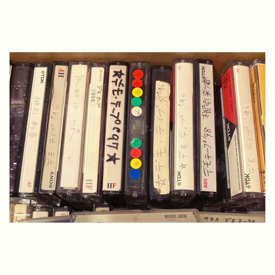 櫛引彩香さんのインスタグラム写真 - (櫛引彩香Instagram)「昔はカセットテープで、次はMDで、今はパソコンでデータ、だね👻」9月13日 20時32分 - sayakakushibiki