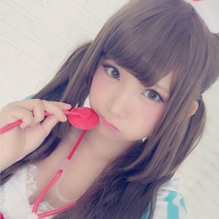 えなこファンページのインスタグラム：「#えなこ #えなこりん #enako #コスプレ #コスプレイヤー #cosplay #cosplayers #ファッション #かわいい #可愛い #ネイル #モデル #大好き #ネイル #コスメ #ヘアアレンジ #コーデ #ファインダー越しの私の世界」