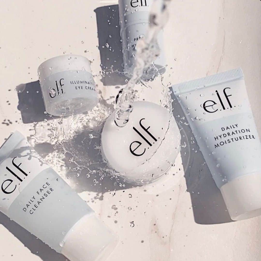 e.l.f.さんのインスタグラム写真 - (e.l.f.Instagram)「Give your skin the drink of water it needs with this hydrating kit of minis 💦  Our Jet Set Hydration Kit includes mini sizes of:  💧Daily Face Cleanser 💧Prep and Hydrate Balm 💧Daily Hydration Moisturizer 💧Nourishing Night Cream 💧Illuminating Eye Cream  Tap to shop for $15 📷: @diamond.atx #eyeslipsface #elfingamazing #elfcosmetics #crueltyfree #vegan」9月14日 6時22分 - elfcosmetics