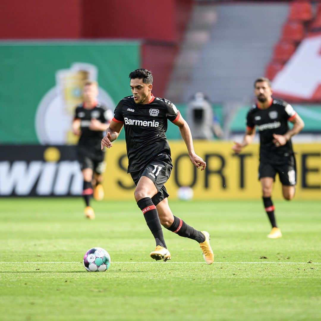 ナディアム・アミリさんのインスタグラム写真 - (ナディアム・アミリInstagram)「Off to a good start, next round 🏆 @dfb_pokal ⚫️🔴🦁 @bayer04fussball」9月14日 6時57分 - nadiemamiri18