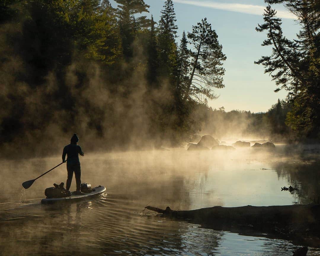 Tim Lamanさんのインスタグラム写真 - (Tim LamanInstagram)「Photo by @TimLaman.  Mist rises from the Moose River in Western Maine early yesterday morning, where my daughter Jessica and I enjoyed a three-day, forty-plus mile paddleboard adventure.  This early morning light was a highlight for me.  It was a great dose of time in nature together before she starts school tomorrow. #SUP #Maine #Paddleboarding #mist #supexpedition   fyi: Anyone interested in prints, my print sale is ongoing at my website in bio:  www.timlamanfineart.com.」9月14日 7時09分 - timlaman