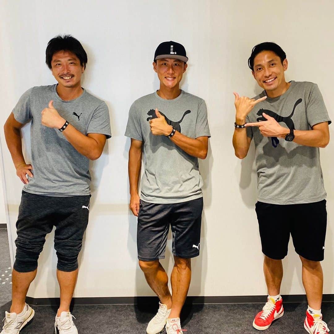のインスタグラム：「@madeinworld_2017  #ナカマー いつもありがとう！！ 再びチームメイトの三人衆💪 浦和の絆はいつでも心強いと感じるな〜。」