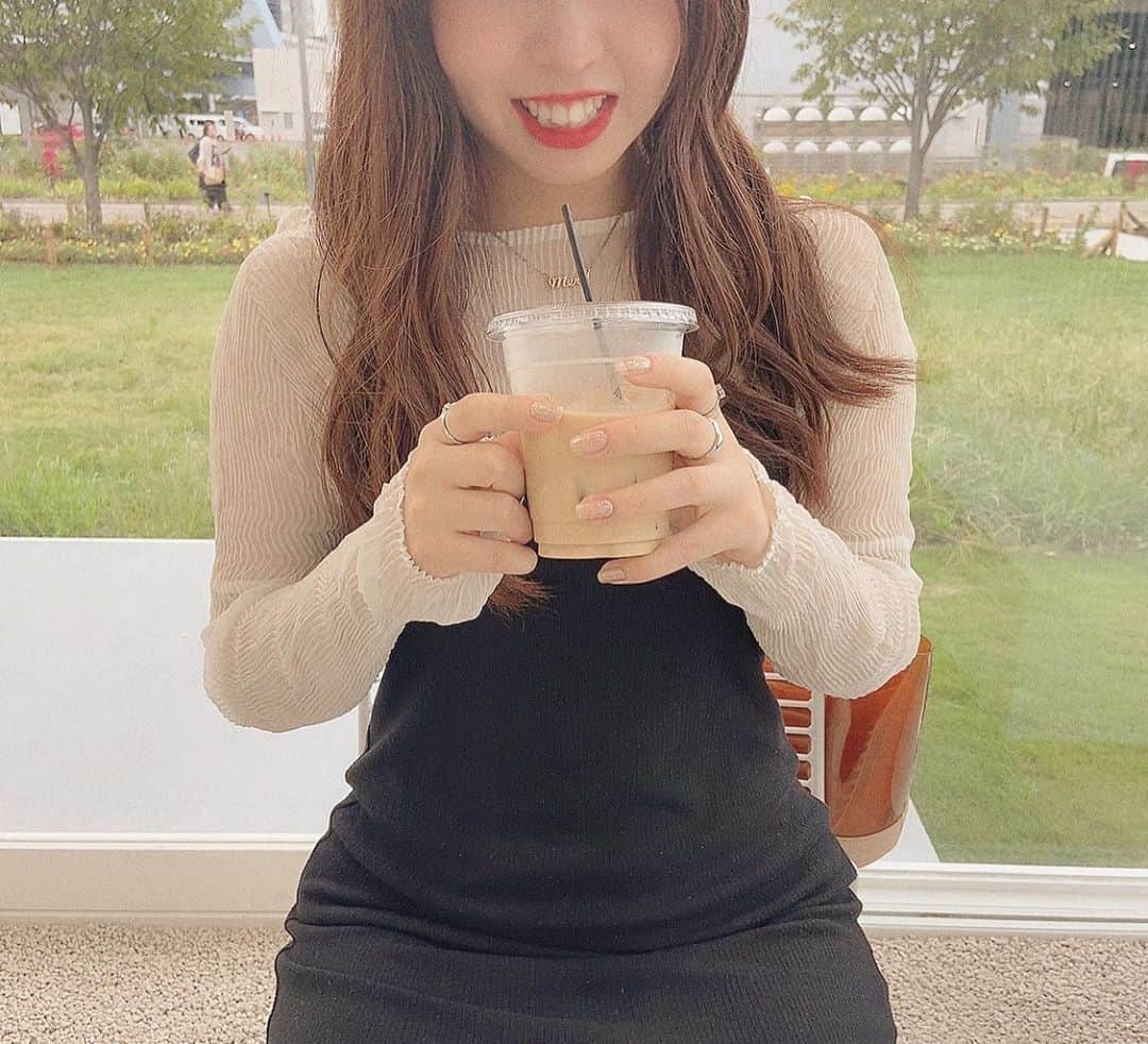 MEGのインスタグラム：「ㅤㅤㅤㅤㅤㅤㅤㅤㅤㅤㅤㅤㅤ 毎週のようにカフェ巡りしてる👼🏻 久々にみんなで集まれて楽しかった❤︎ ㅤㅤㅤㅤ #megcafe🏷 #artbaycafe  #東京カフェ #カフェ巡り #シンボルプロムナード公園 #お台場カフェ」