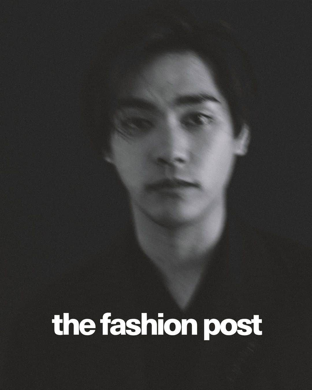 The Fashion Postさんのインスタグラム写真 - (The Fashion PostInstagram)「#fashion Valentino with Yuya Yagira 柳楽優弥が魅せる黒のロマンチシズム  俳優・柳楽優弥が今年30歳を迎えた。華々しいスクリーンデビューを飾り、その後ドラマに舞台、コメディからシリアスな作品まで実に様々な作品に挑戦し、その都度異なる表情でわたしたちを驚かせ、楽しませてきた。  半生の大半を役者人生に捧げてきた唯一無二の存在。そんな彼が30歳という大きな人生のターニングポイントを迎えるにあたって、役者としての顔だけではない、等身大の素顔をさらけだし、自身の人生を振り返る『やぎら本』をリリースする。  新たなステージに一歩踏み出した柳楽優弥を迎えてファッションシュートを敢行。2020年秋冬シーズンの注目ルックとともに、これまで見ることのなかったモードな姿をここに記録する。(全3回)  model: Yuya Yagira photography: Taro Hirayama styling: Masaaki Ida hair & make up: Asako Satori edit & text: Manaha Hosoda  #TFP #TheFashionPost #柳楽優弥 #YuyaYagira #やぎら本 #Valentino #ヴァレンティノ #PierpaoloPiccioli #20AW」9月13日 22時38分 - tfpjp