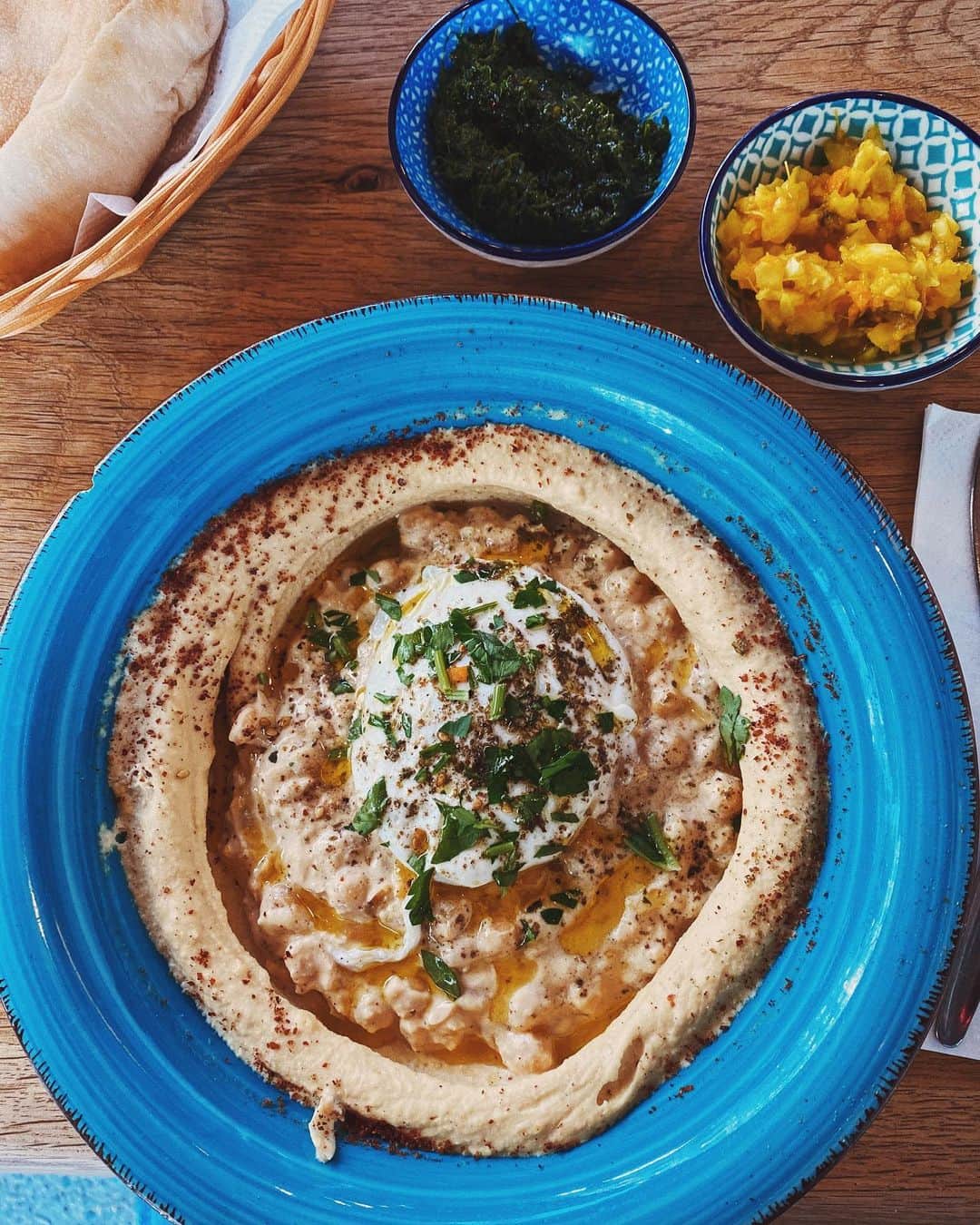 STIL IN BERLINのインスタグラム：「When your plans develop in a way that lead to a lunch at @kanaan_berlin. Wish that was every day.  #kanaanberlin #berlinrestaurant #foodguideberlin #berlinfoodguide #berlinfood #berlinfoodie #berlinfoodies」