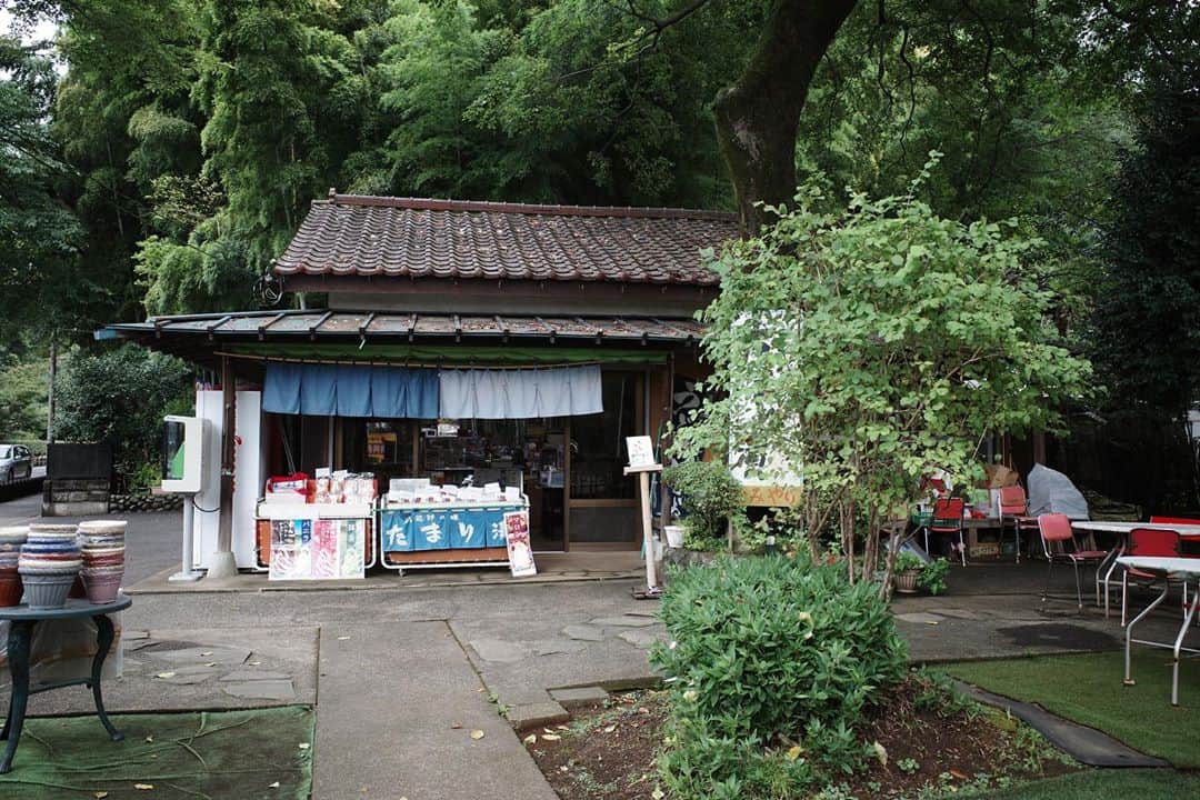 佐藤東弥のインスタグラム：「藤田くんが6時間半待たされた蕎麦屋も！」