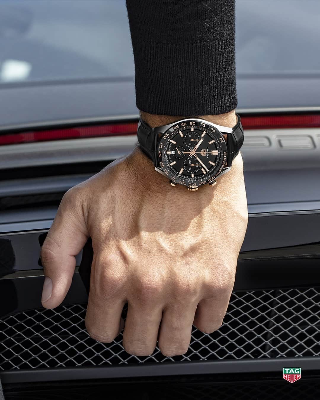 タグ・ホイヤーさんのインスタグラム写真 - (タグ・ホイヤーInstagram)「We feel the need for speed.  Strap yourself in for an exhilarating ride with the new #TAGHeuerCarrera Sport Chronograph.  Discover more at the link in our bio.  #ForeverChasingTomorrow #DontCrackUnderPressure」9月14日 0時00分 - tagheuer