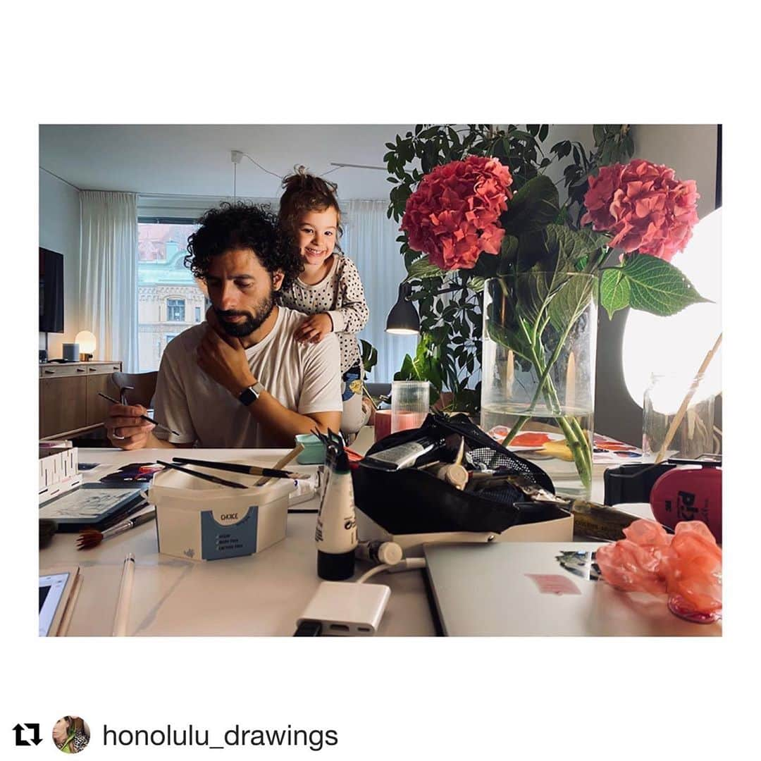 ホセ・ゴンザレスのインスタグラム：「#Repost @honolulu_drawings  ・・・ When your home is your studio and your family your only colleagues. #collaboration #albumartwork #josegonzalez #studio #homeoffice #wip #illustrator #creativechaos」