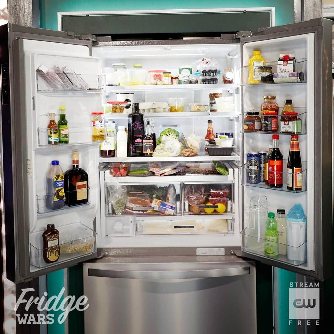 The CWさんのインスタグラム写真 - (The CWInstagram)「The food is waiting. A new #FridgeWars airs tonight at 8/7c! Stream tomorrow free only on The CW.」9月14日 1時00分 - thecw