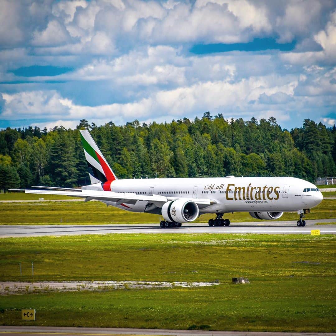 エミレーツ航空さんのインスタグラム写真 - (エミレーツ航空Instagram)「We restored connectivity to more than half of our pre-pandemic passenger destination network in August.  This month, we are adding even more routes, taking our passenger destination count to 86.   Fly better and safer on Emirates to six continents with a convenient stop in @DXB.  Click on our Instagram Stories to see where we touched down last month.  Images credit: @flyrosta @king.aviation @giuliano.spotter @marta_s8c @osloplanespotter @stockholm.spotter」9月14日 1時10分 - emirates