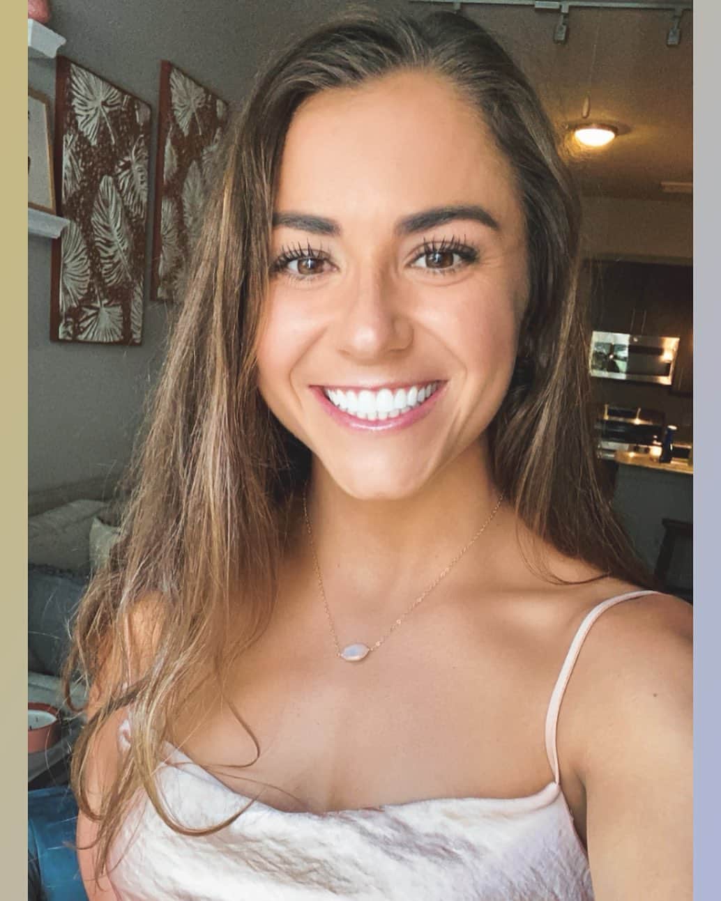 キャシディ・クックのインスタグラム：「Using Sunday as an excuse to post a selfie? You betcha!」