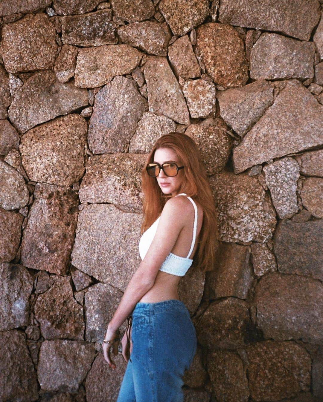 マリーナルイバルボサさんのインスタグラム写真 - (マリーナルイバルボサInstagram)「seventies rock wall 🌻」9月14日 1時18分 - marinaruybarbosa